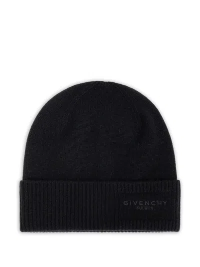 GIVENCHY LOGO BEANIE