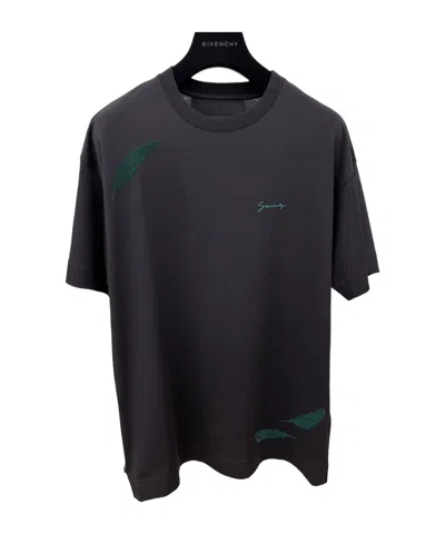 Givenchy Logo Detail T-shirt In Black