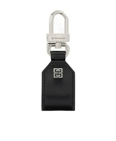 Givenchy Logo Details Key Chain In Black