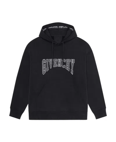 Givenchy Logo Hooded Sweater In Black
