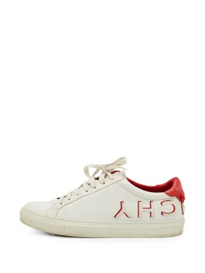 Pre-owned Givenchy Logo Low-top Sneakers In White