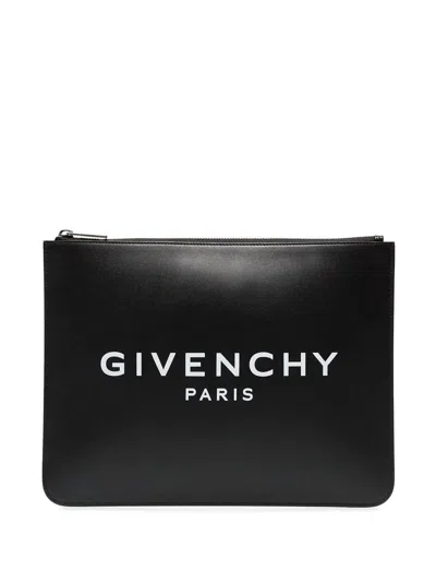 Givenchy Logo-printed Clutch In Schwarz