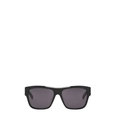 Givenchy Logo Sunglasses In Black