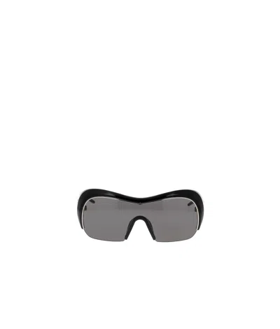 Givenchy Logo Sunglasses In Gray