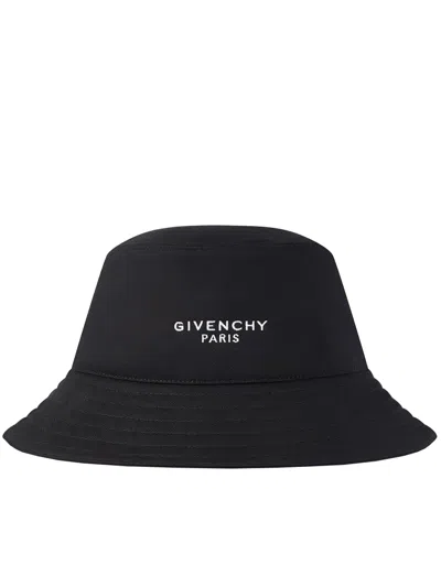 GIVENCHY LOOSE BUCKET W GIVENCHY PARIS