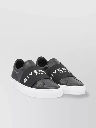 Givenchy Low-top Round Toe Rubber Sole Sneakers