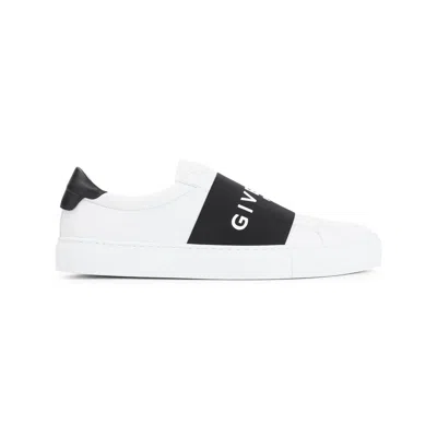 Givenchy Low Top Sneakers Men In White