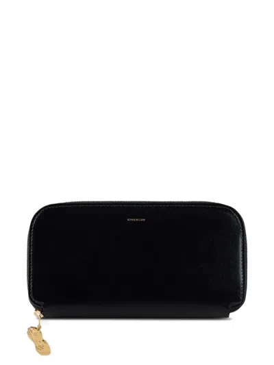 Givenchy Lucky Charms Portemonnaie Aus Box-leder In Black