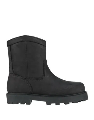 Givenchy Bottines Storm En Nubuck Avec Zip In Black