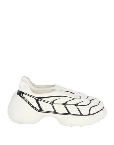 Givenchy Tk-360+ Sneakers In Knit In White/black