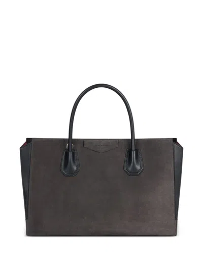 Givenchy Mittelgrosse Antigona Catchall Tasche Aus Wildleder In Brown