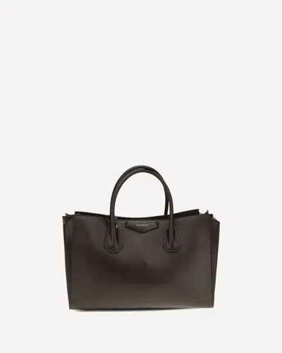 Givenchy Medium Antigona Catchall Glossy Grained Leather Handbag In Black