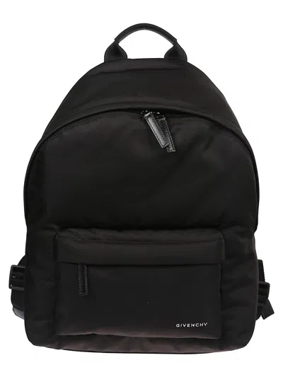 Givenchy Men Backpack With Logo In Black