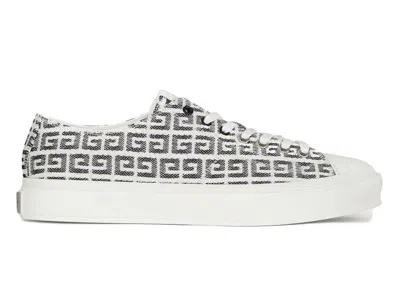 Pre-owned Givenchy Men's  City In 4g Jacquard Sneakers In White/black