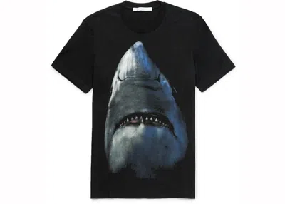 Pre-owned Givenchy Men's  Shark Print Cotton Jersey T-shirt In Black