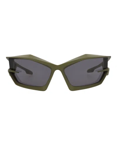 Pre-owned Givenchy Men's  Shieldframe Acetate Sunglasses In Green Green Smoke (gv40049i/69/97a)