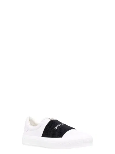 GIVENCHY MEN'S LEATHER NEW CITY SLIP ONS