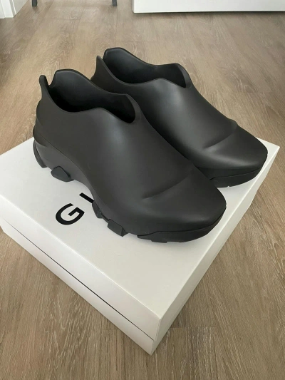Pre-owned Givenchy Monumental Mallow Sneaker In Black