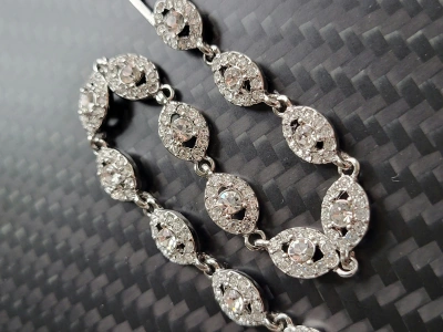 Pre-owned Givenchy New Silver Crystal Flex Eye Bracelet