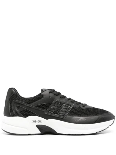 Givenchy Nfnty-52 Low Top Runners Sneakers Men In Black