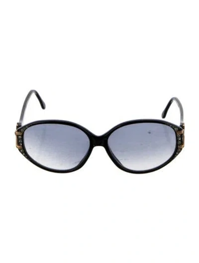 Pre-owned Givenchy Oversize Gradient Sunglasses In Black