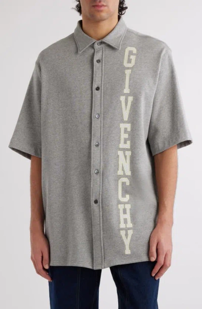 Givenchy Oversize Logo Short Sleeve Cotton Jersey Button-up Shirt In Light Grey