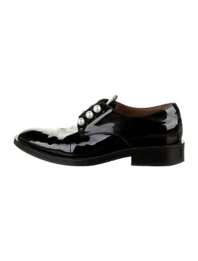 Pre-owned Givenchy Patent Leather Beaded Accents Oxfords In Black