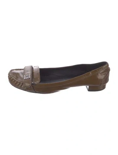 Pre-owned Givenchy Patent Leather Flats In Brown