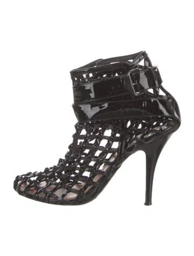 Pre-owned Givenchy Patent Leather Pumps In Black