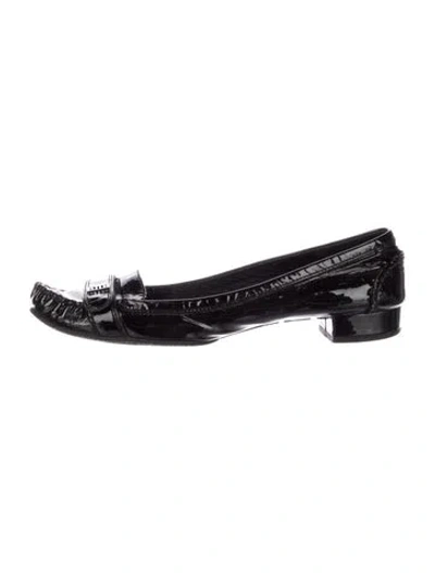 Pre-owned Givenchy Patent Leather Pumps In Black