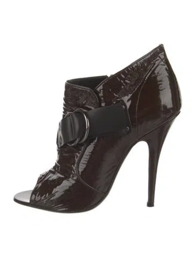 Pre-owned Givenchy Patent Leather Pumps In Black