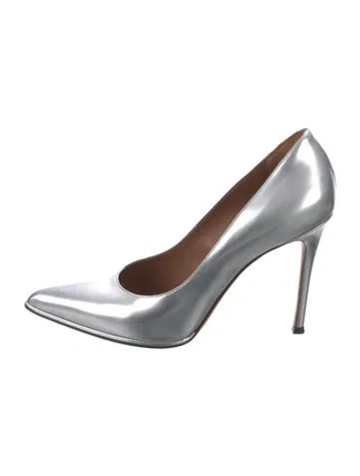 Pre-owned Givenchy Patent Leather Pumps In Metallic/silver