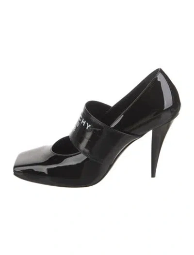 Pre-owned Givenchy Patent Leather Pumps W/ Tags In Black