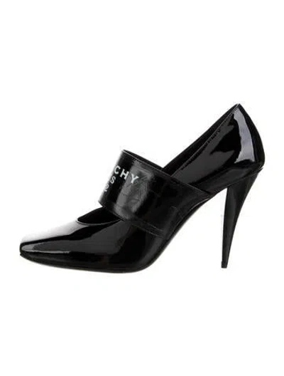 Pre-owned Givenchy Patent Leather Pumps W/ Tags In Black