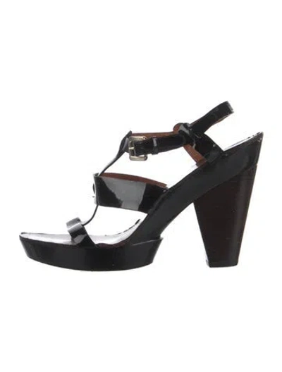 Pre-owned Givenchy Patent Leather T-strap Sandals In Black