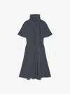 Givenchy Robe À Pois En Soie Avec Lavallière Et Détail 4g In Blue