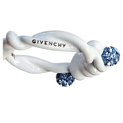 Pre-owned Givenchy Pre Fall 2023 Twisted Rhinestone-embellished Ring Blue White S 56