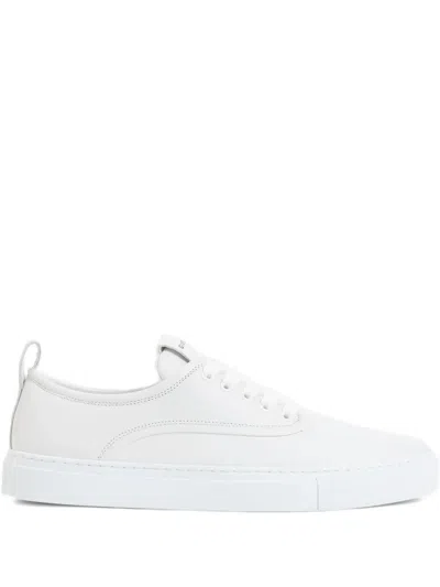 Givenchy Stylish Sneakers With Pull Tab And Round Toe In White