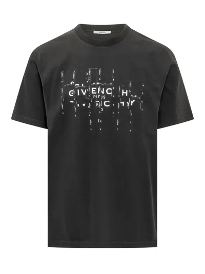 Givenchy Regular Fit T-shirt In Black