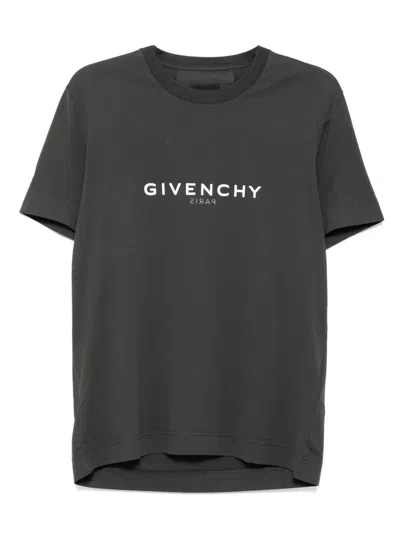 Givenchy T-shirt In Grey