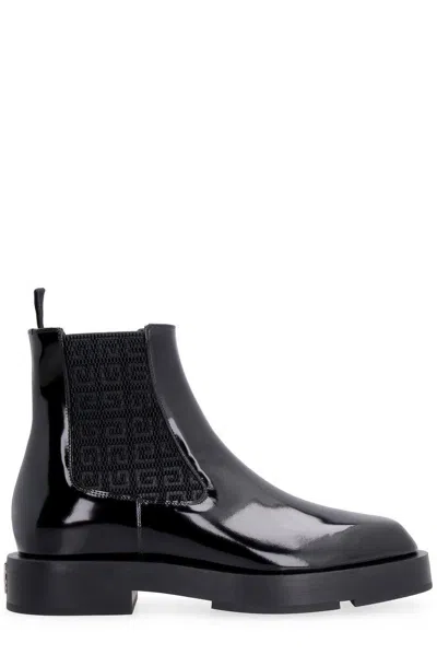 GIVENCHY ROUND TOE ANKLE BOOTS