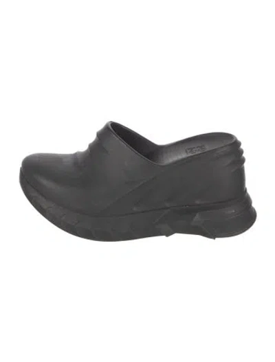 Pre-owned Givenchy Rubber Mules In Black