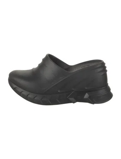 Pre-owned Givenchy Rubber Mules In Black