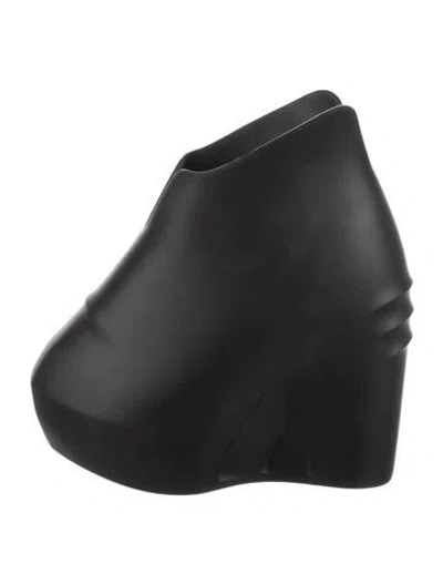 Pre-owned Givenchy Rubber Rain Boots In Black