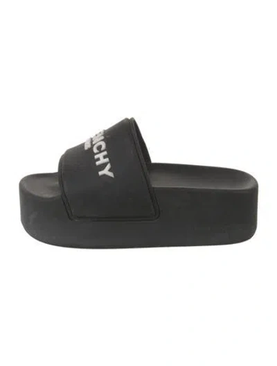 Pre-owned Givenchy Rubber Slides In Black