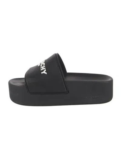 Pre-owned Givenchy Rubber Slides In Black