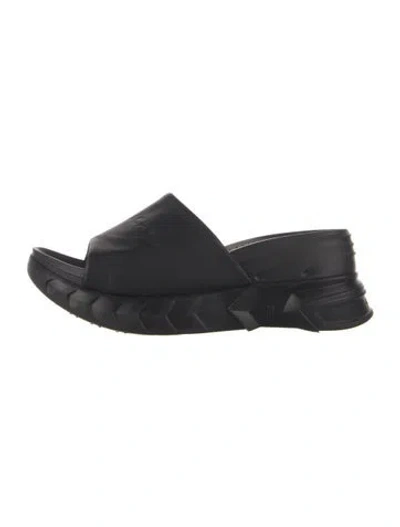 Pre-owned Givenchy Rubber Slides In Blue