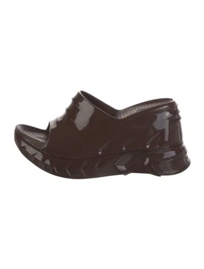 Pre-owned Givenchy Rubber Slides In Brown