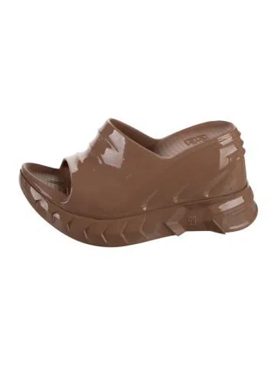 Pre-owned Givenchy Rubber Slides In Brown