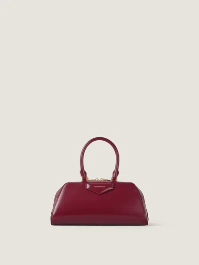Givenchy Sac Antigona East-west Petit Modèle En Cuir Box In Burgundy